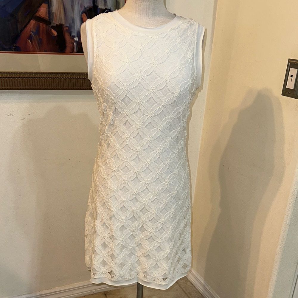 NWT Charlie Paige Elegant White Sleeveless Dress Size SP - Picture 7 of 10